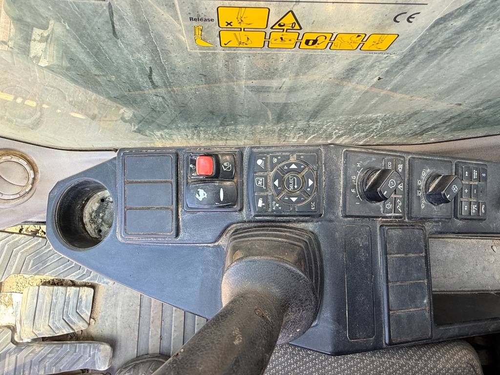 Volvo EC480EL - Top Condition! Rear + Side Camera!