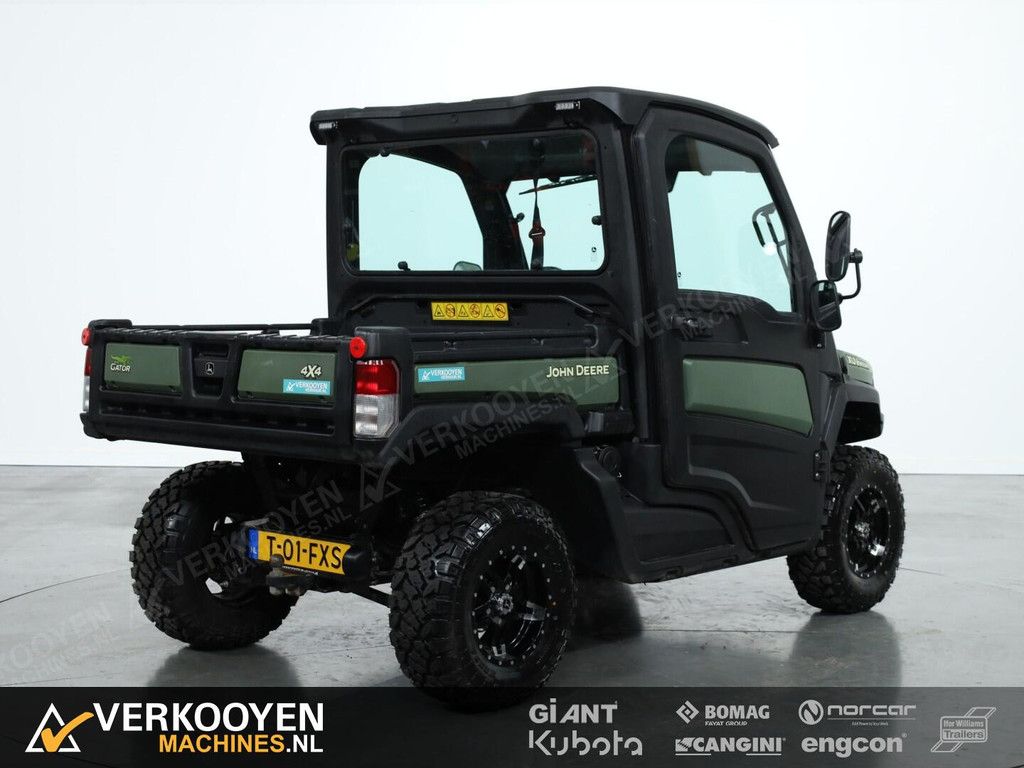 2022 John Deere Gator XUV 865M VV1350