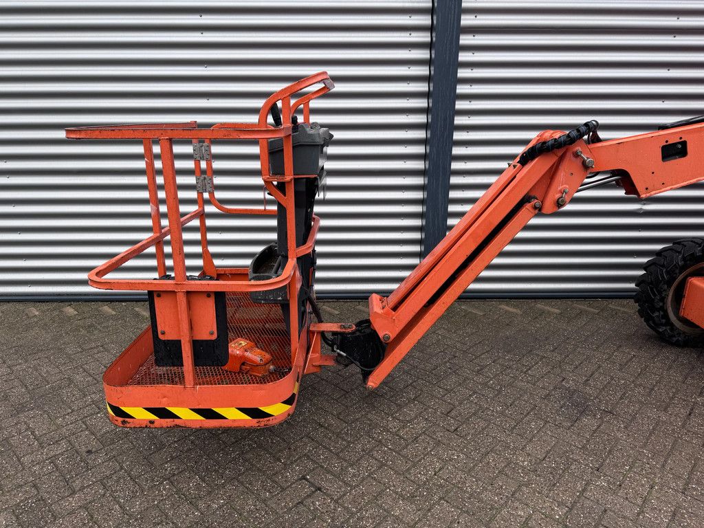 JLG 340AJ Hoogwerker Knikarmhoogwerker