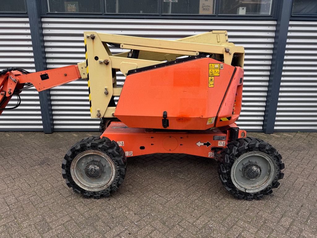 JLG 340AJ Hoogwerker Knikarmhoogwerker