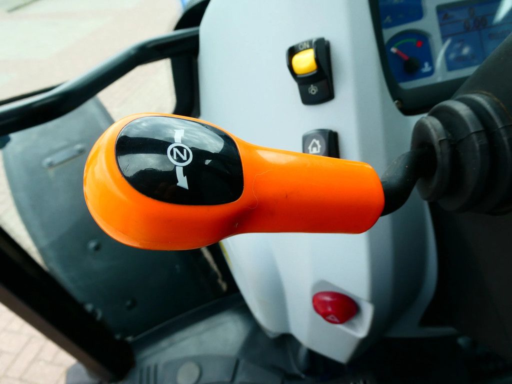 New Holland T4.75S 4wd / 01507 Draaiuren / Full Options