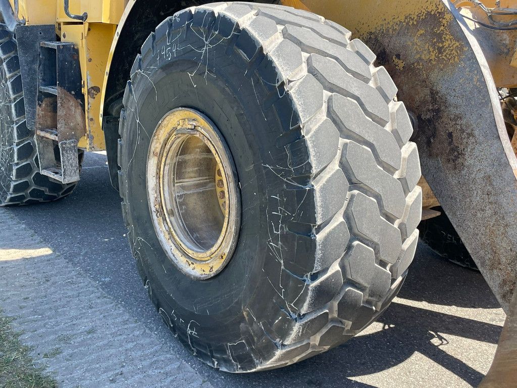 Caterpillar 966M