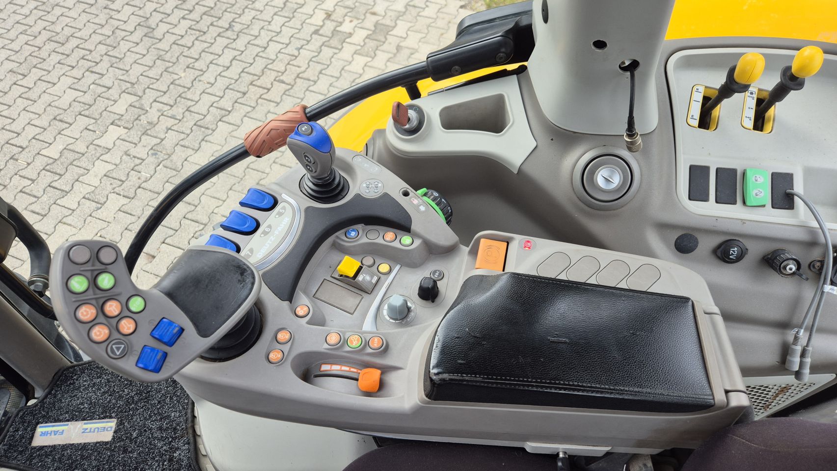Deutz-Fahr Agrotron 6190 TTV 50Kmh. Luchrt en Fronthef