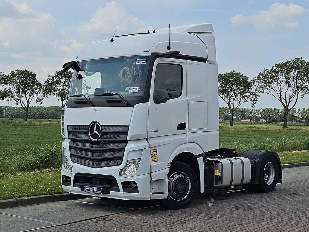 MERCEDES-BENZ ACTROS 1845 LS