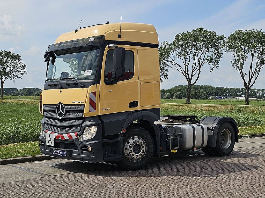 MERCEDES-BENZ ACTROS 1843