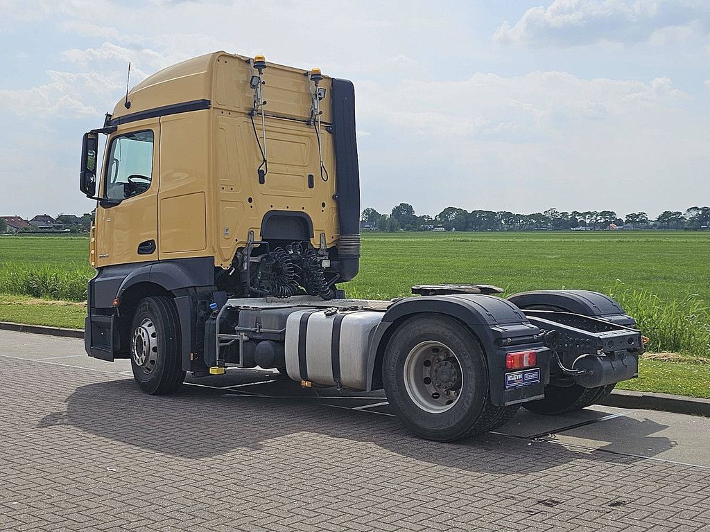 MERCEDES-BENZ ACTROS 1843
