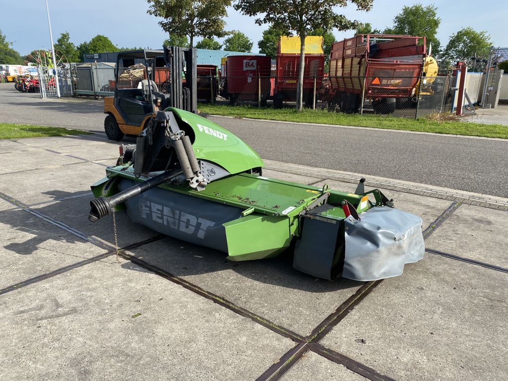 Fendt Slicer 3060 FP-KC Frontmaaier met kneuzer