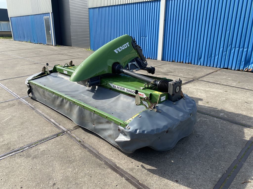 Fendt Slicer 3060 FP-KC Frontmaaier met kneuzer