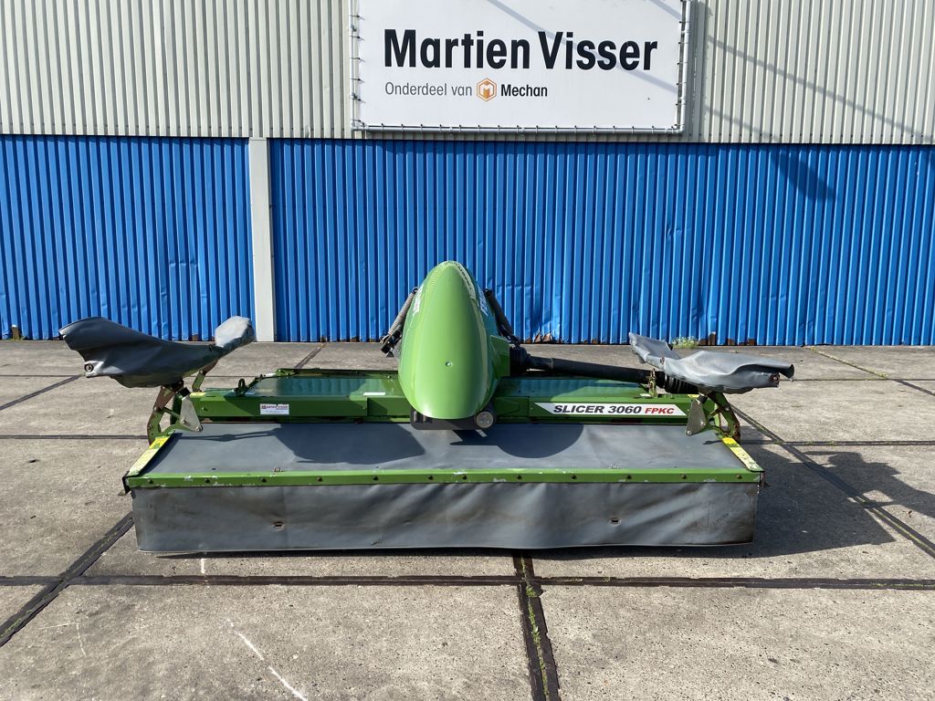 Fendt Slicer 3060 FP-KC Frontmaaier met kneuzer