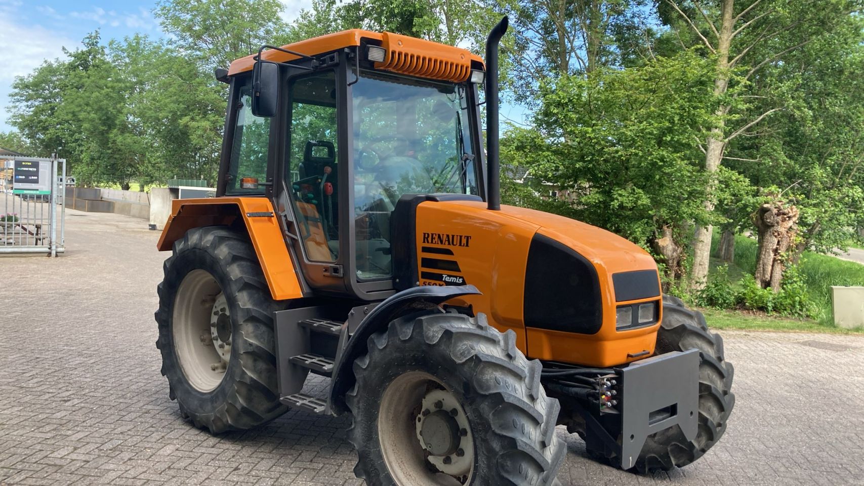 Renault temis 550