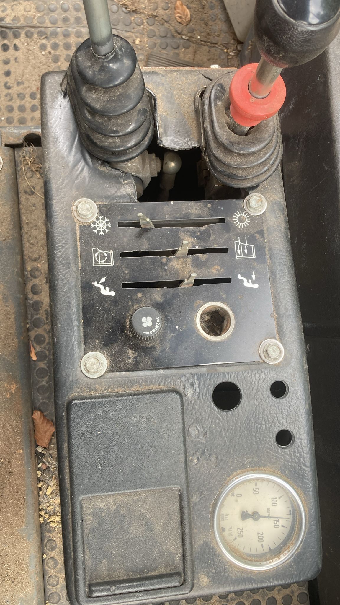 O&K 16