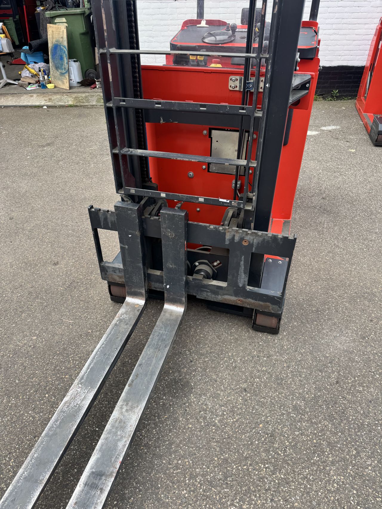3-in -1 magazijntruck vrijdragend 1500kg 320cm (2019)