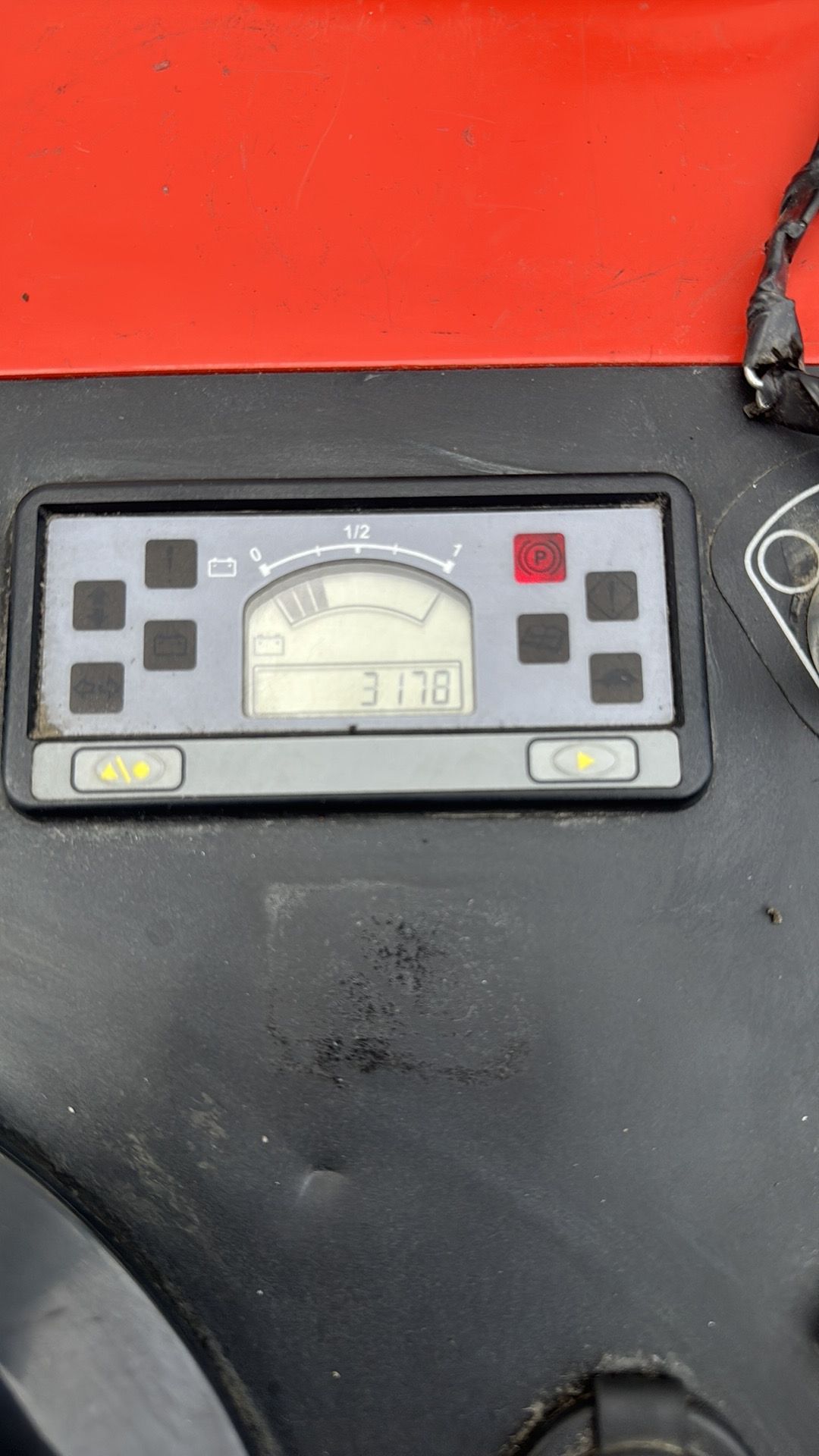 3-in -1 magazijntruck vrijdragend 1500kg 320cm (2019)