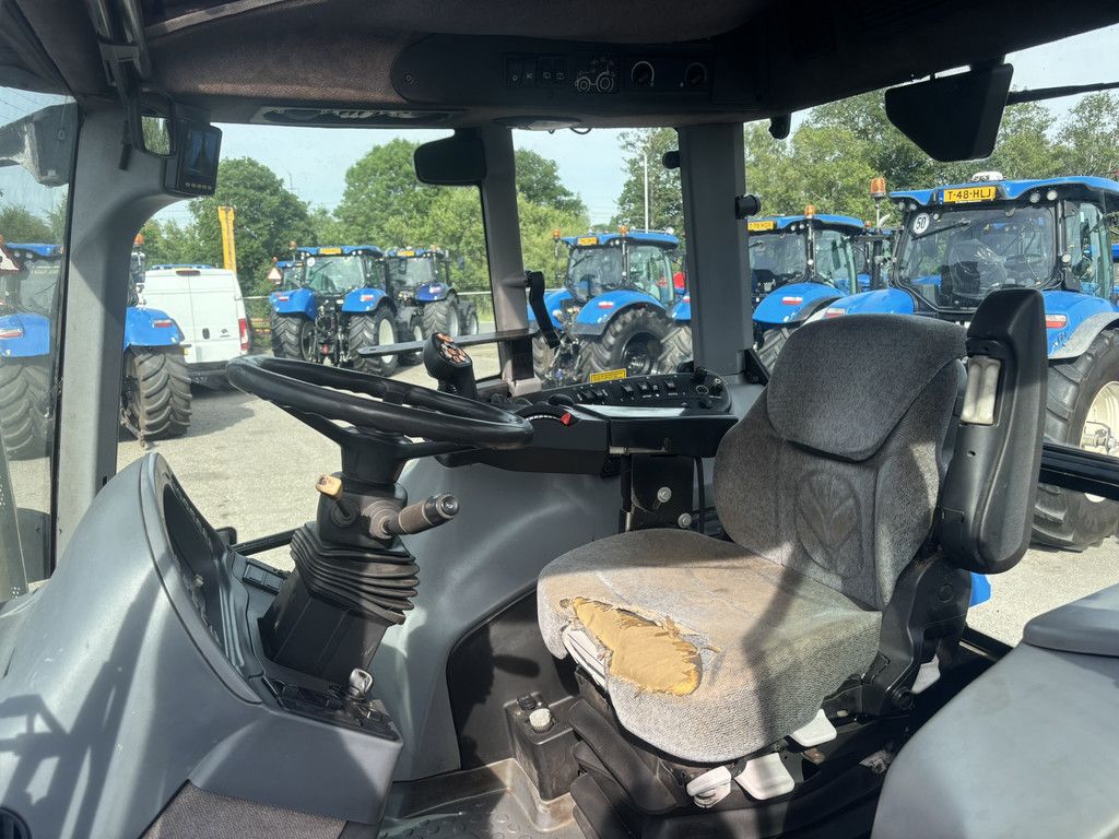 NEW HOLLAND T7550