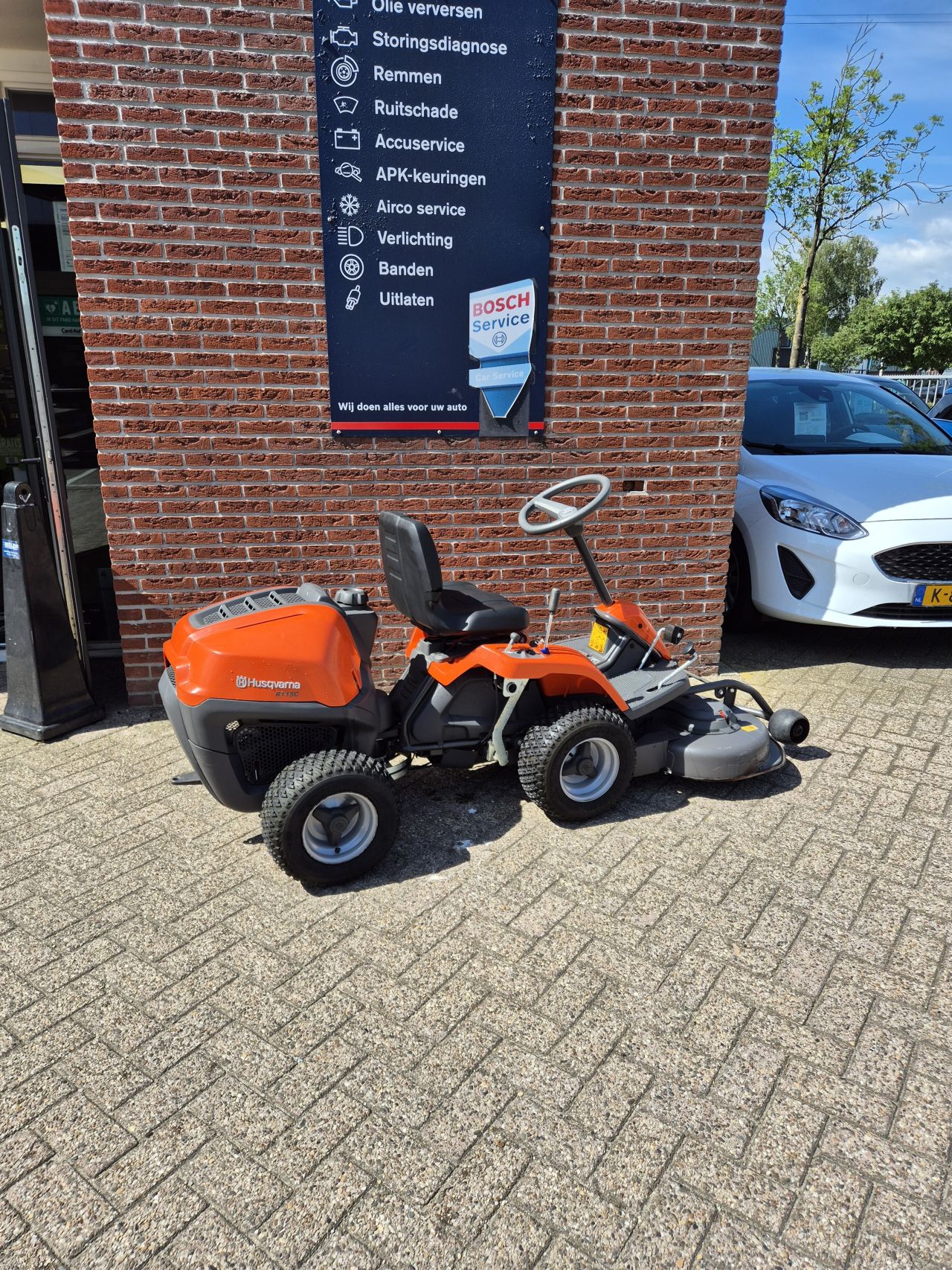 Husqvarna R 115C