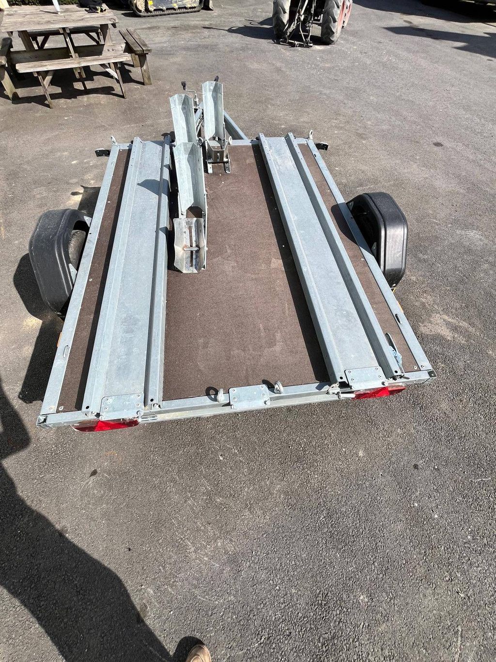 Stema Motorradanhänger 1600kg 2021 für 3 Motorräder