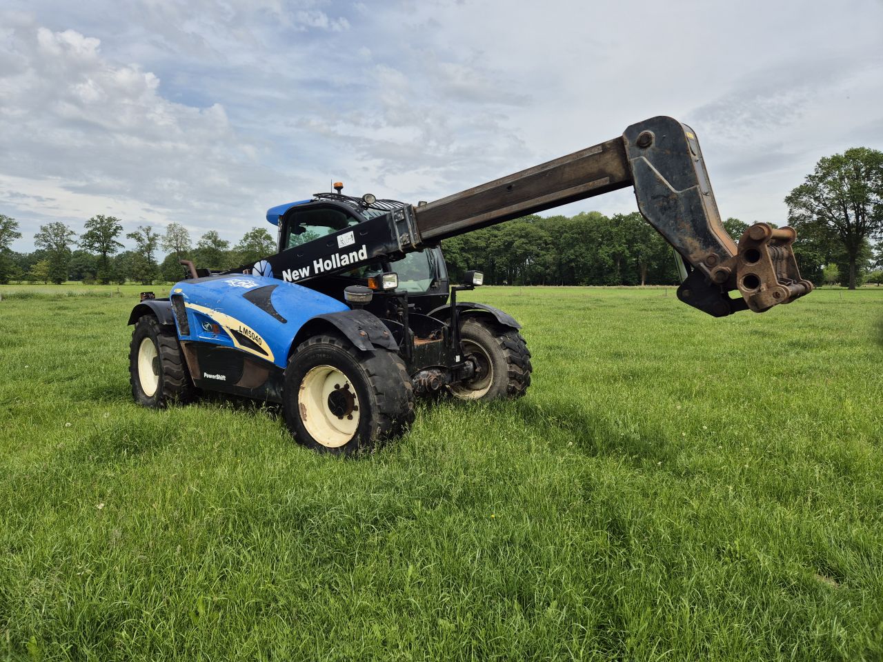 New Holland LM 5040 Verreiker