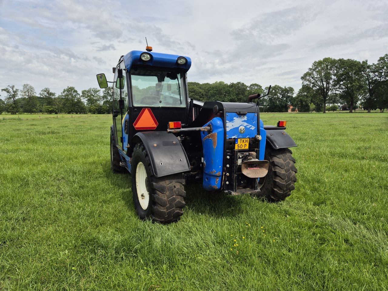 New Holland LM 5040 Verreiker