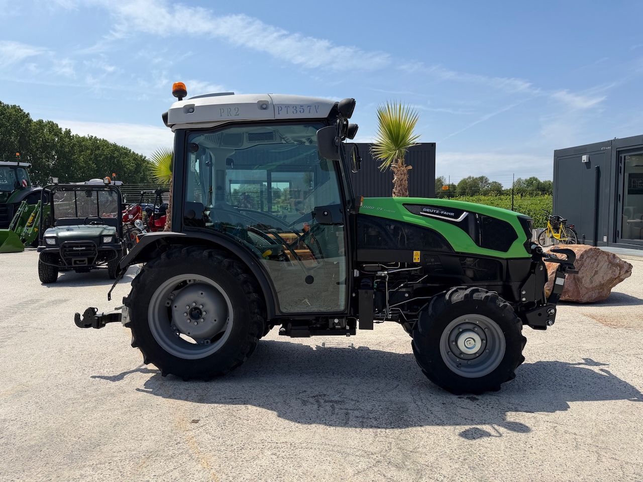 Deutz-Fahr 5080DV Ecoline smalspoortrekker