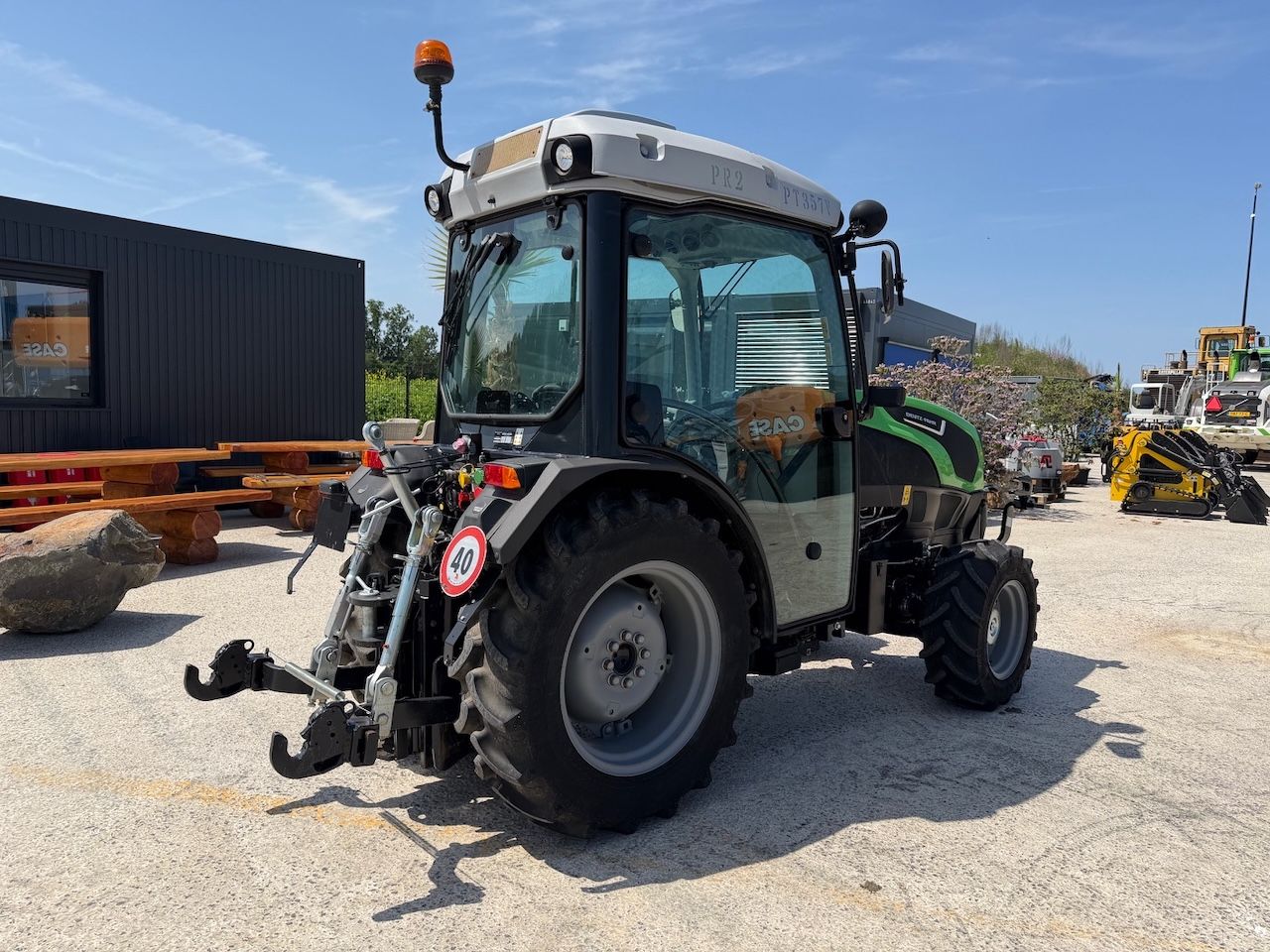 Deutz-Fahr 5080DV Ecoline smalspoortrekker