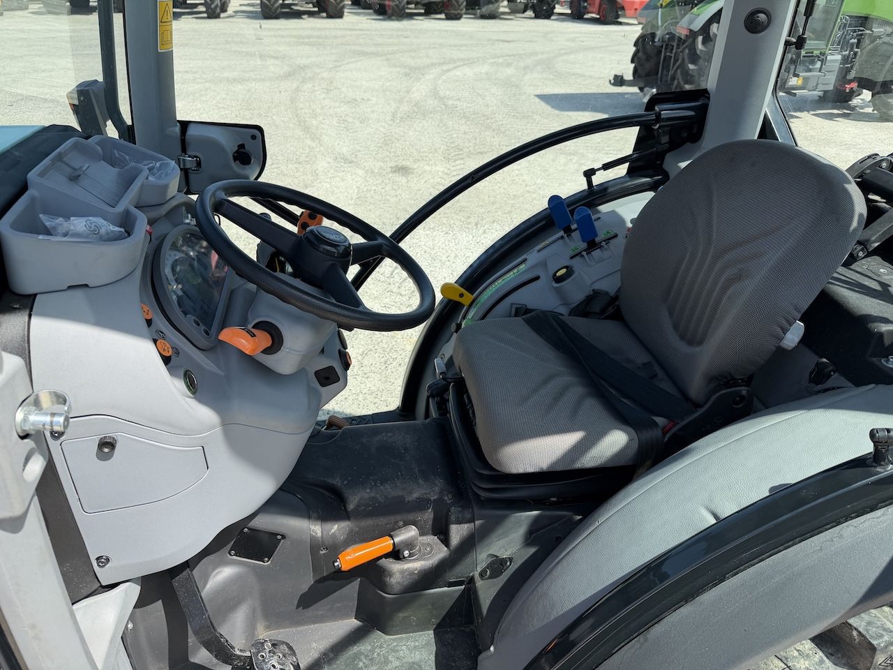 Deutz-Fahr 5080DV Ecoline smalspoortrekker