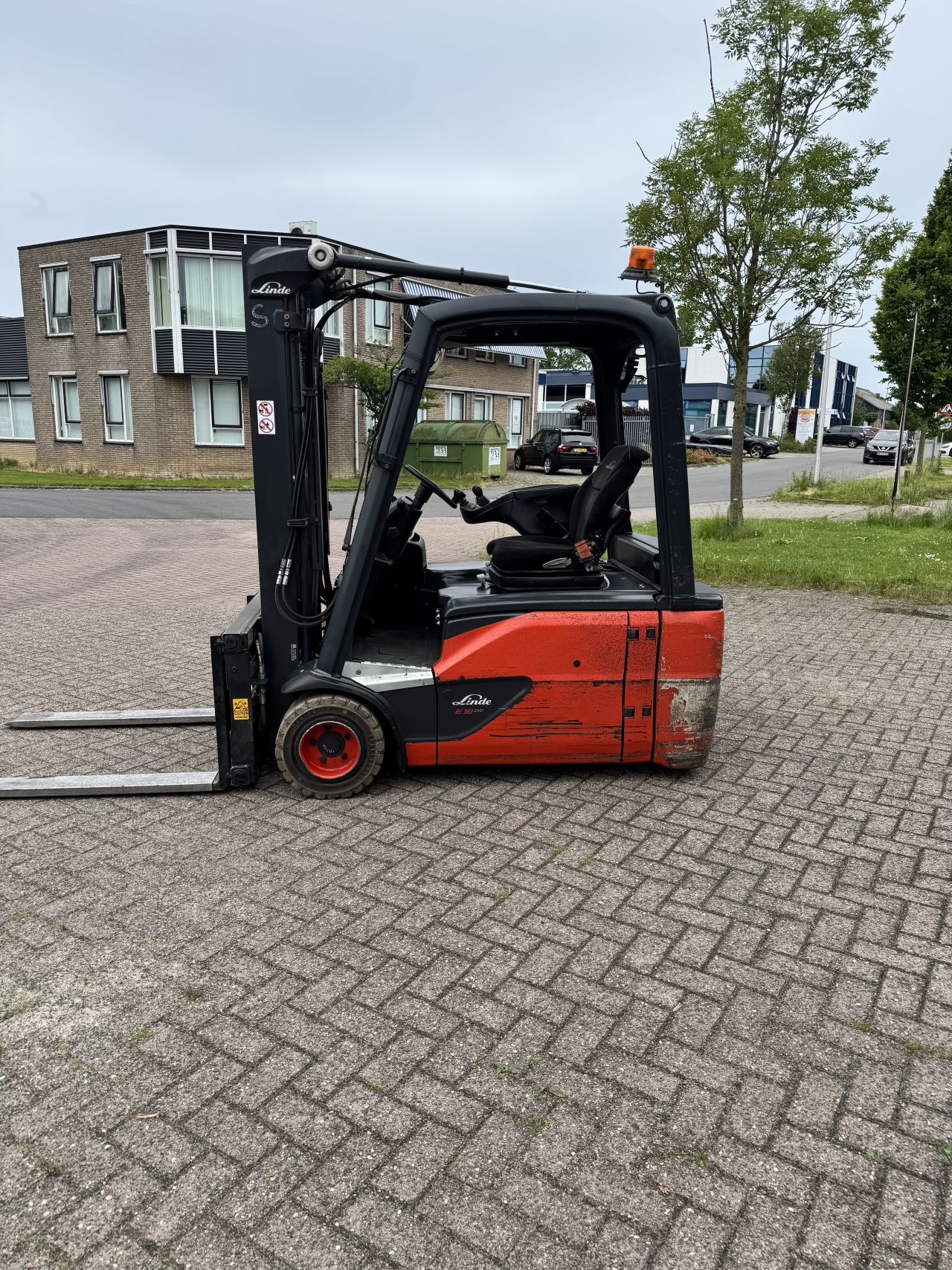 Linde E18 L-02 (2020) vorkenversteller freelift