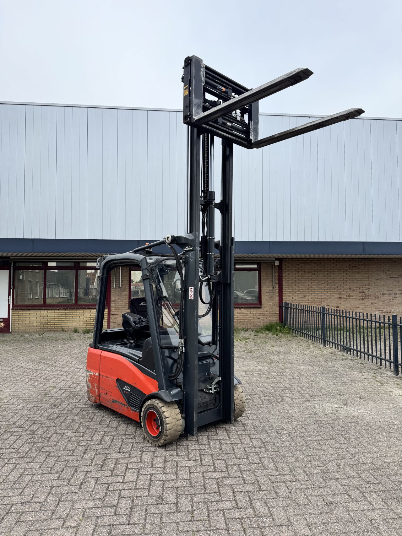 Linde E18 L-02 (2020) vorkenversteller freelift