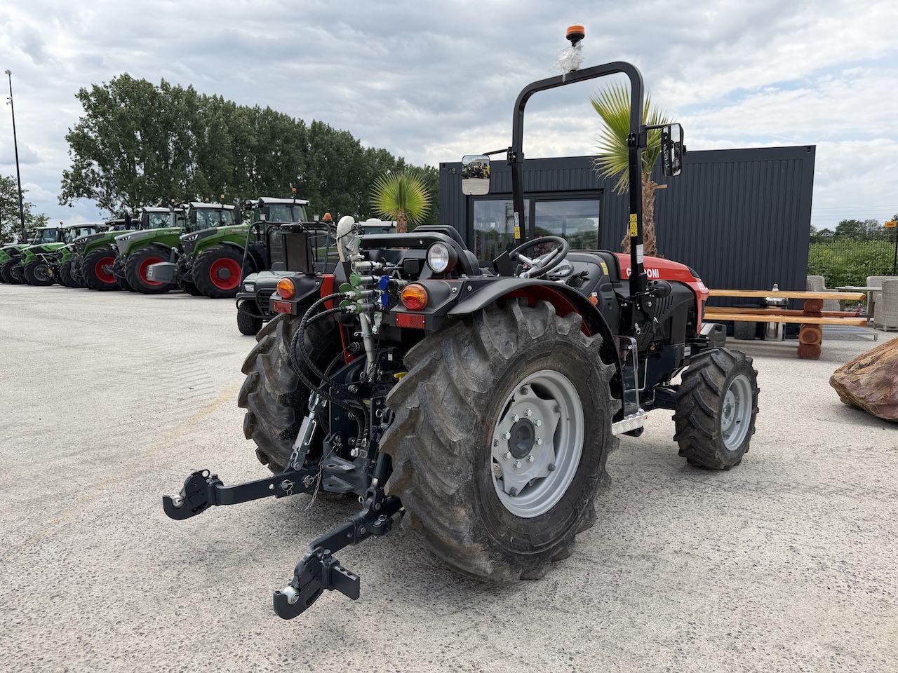 Goldoni S80 smalspoor trekker