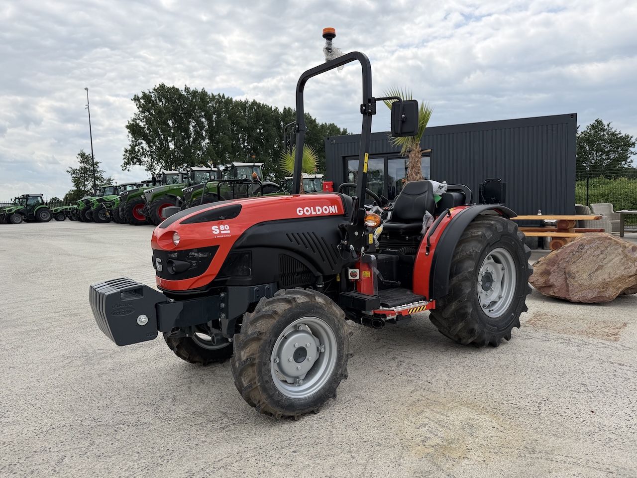 Goldoni S80 smalspoor trekker
