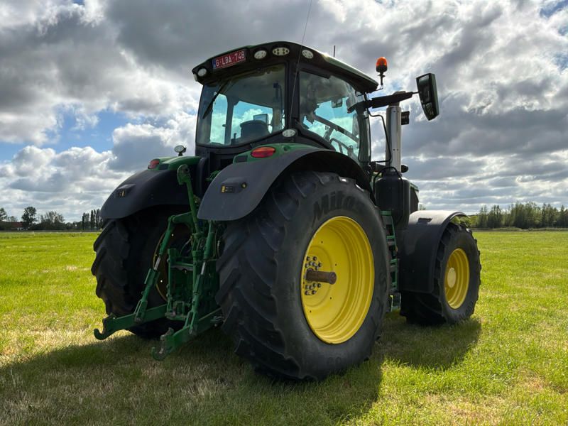 2022 John Deere 6R230 Ackerschlepper mit Allradantrieb