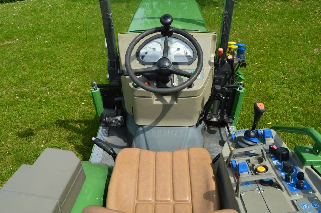 Fendt 207 V Beugelversie, Smalspoor/Fruitteeltractor