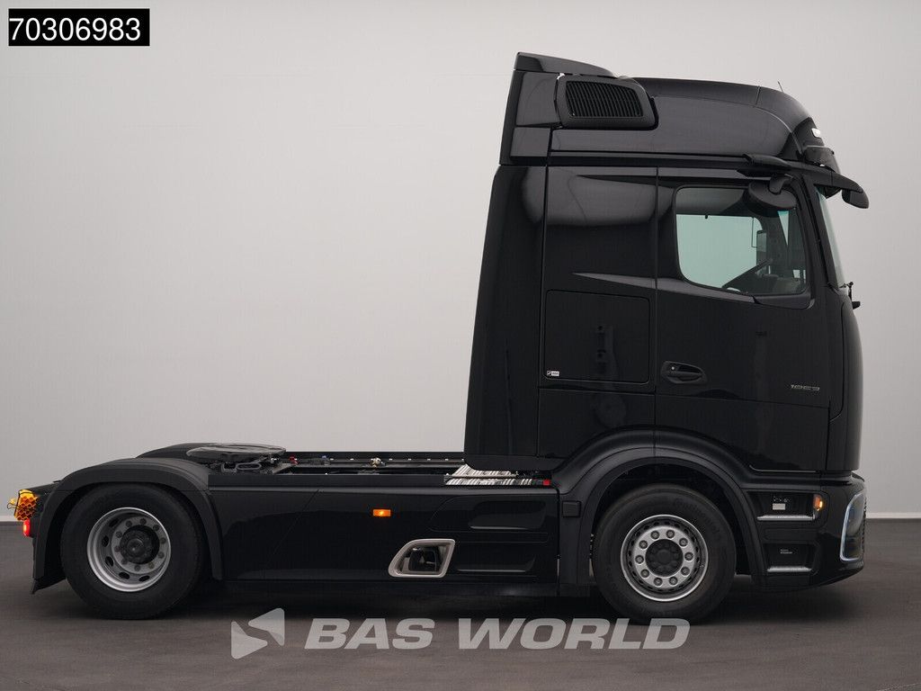 Mercedes Actros L 1853 4X2 NEW! ProCabin-Big 2x tanks Retarder Standclima Navi ACC