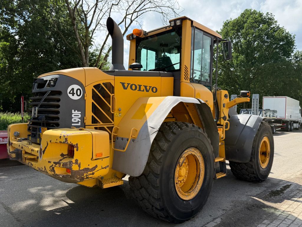 Volvo L90F