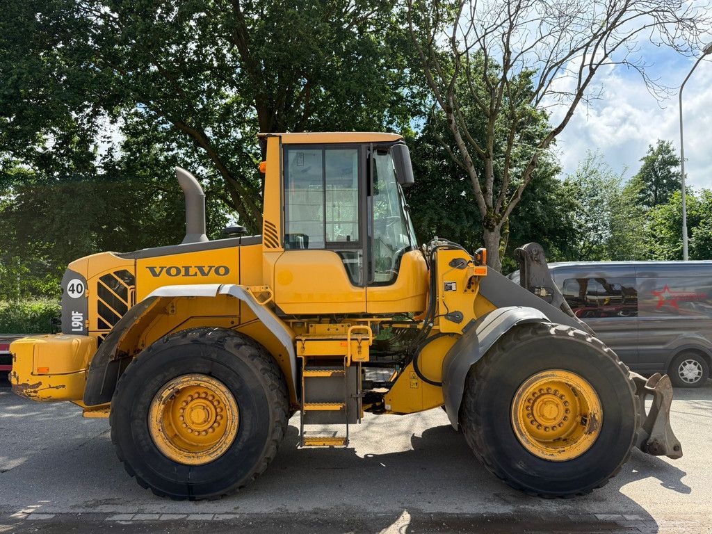 Volvo L90F
