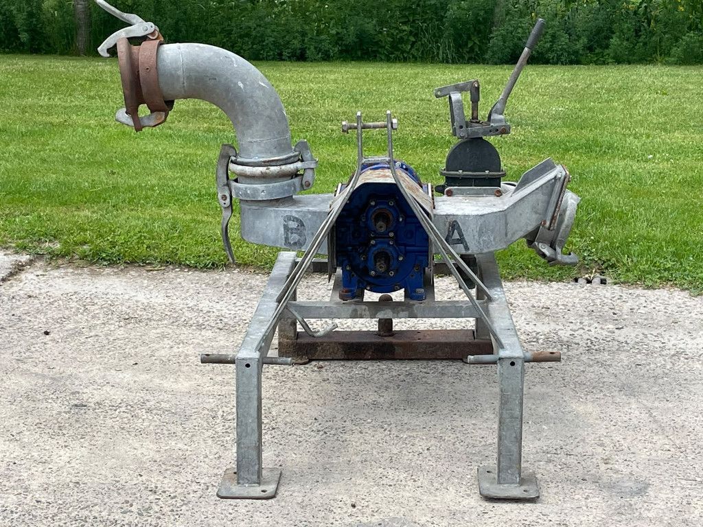 Vogelzang R240 S mestpomp gedragen