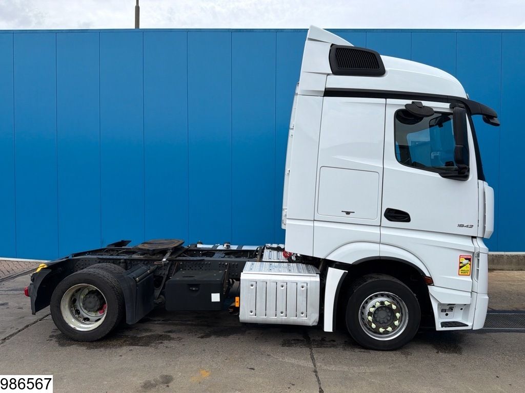 Mercedes Actros 1842 Euro 6, retarder, air suspension