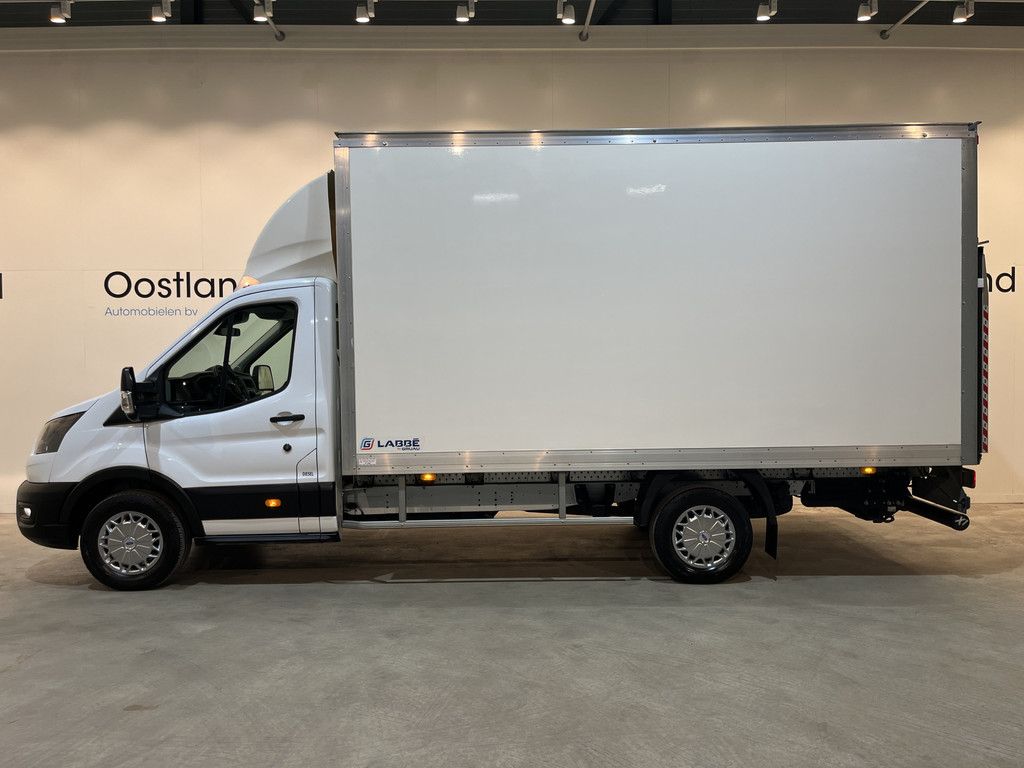 Ford Transit 2.0 TDCI L4 Trend 130 PK RWD Bakwagen / Sorensen Laadklep / Meubelbak / Euro 6 / Airco / Cruise Control / 3-Zits / 54.00 KM !!
