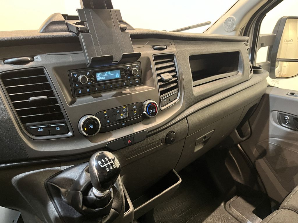 Ford Transit 2.0 TDCI L4 Trend 130 PK RWD Bakwagen / Sorensen Laadklep / Meubelbak / Euro 6 / Airco / Cruise Control / 3-Zits / 54.00 KM !!