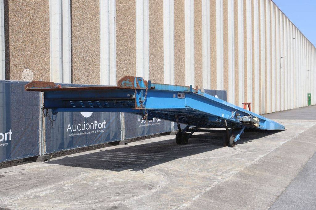 Mobile loading bridge Technicas 10000kg 2017