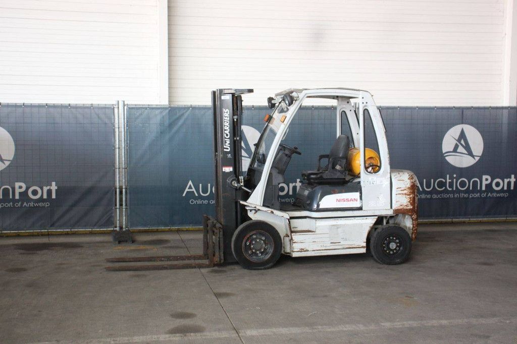 Forklift Nissan U1D2A25LQ LPG 2500kg 4.5m 2014