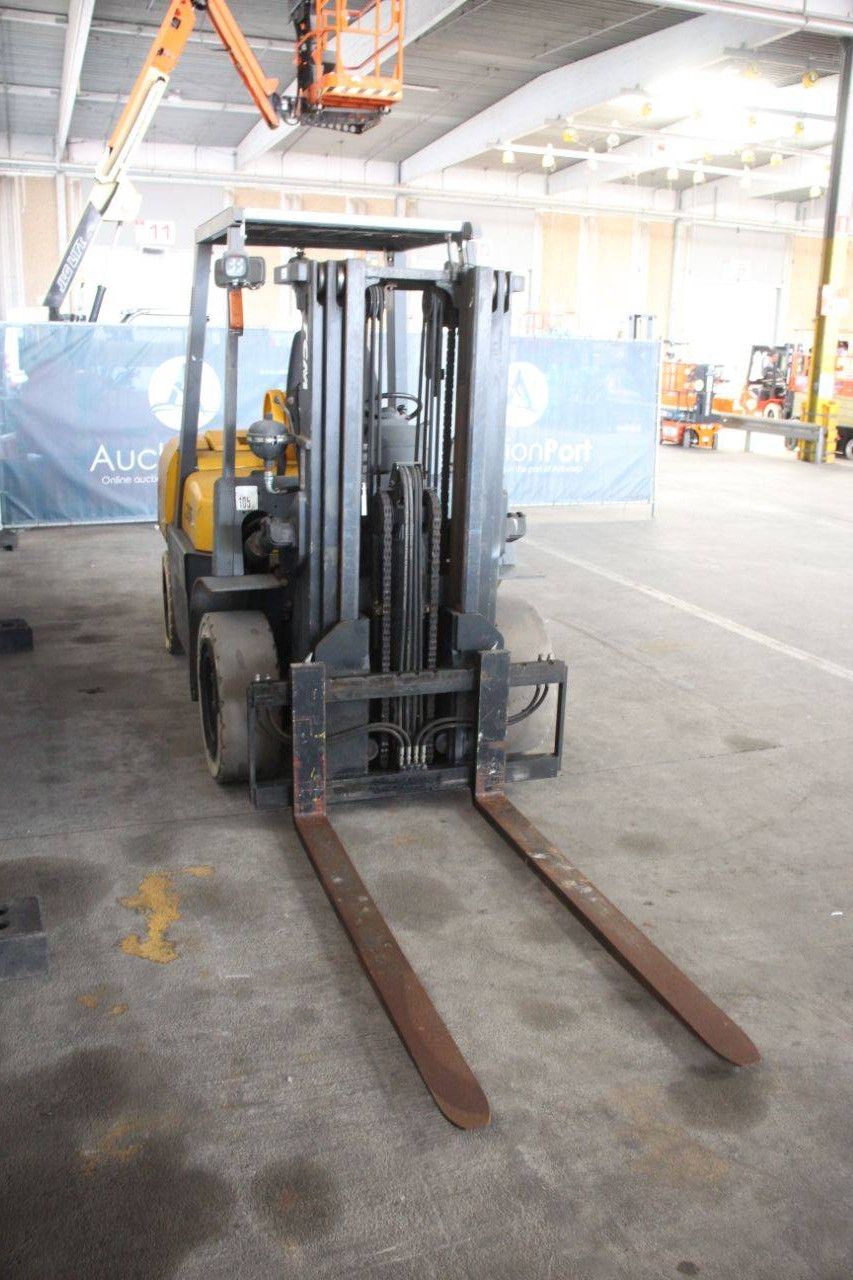Forklift TCM FG35T9 LPG 4000kg 4.35m 2012