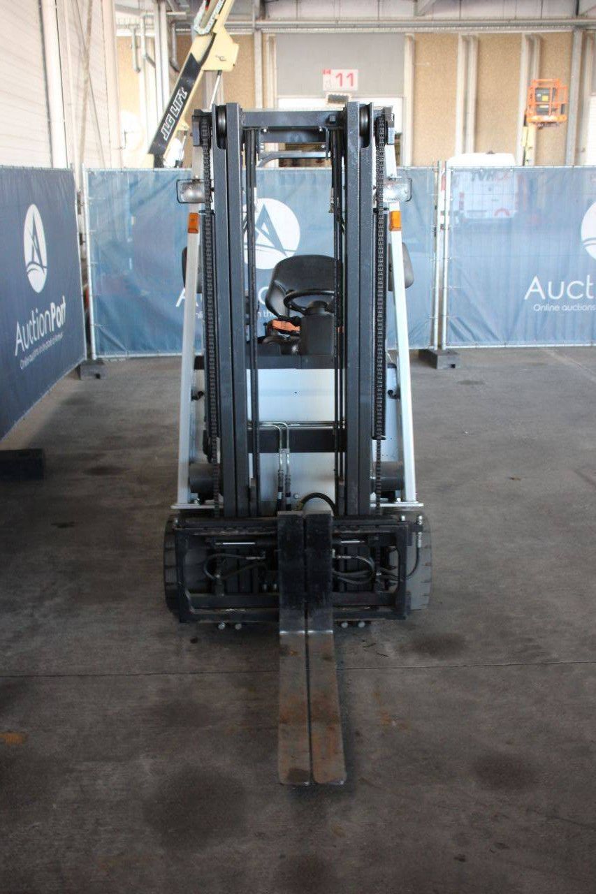 Unicarriers Gabelstapler AG1N1L18Q, elektrisch, 1800 kg, 3,3 m, Baujahr 2015