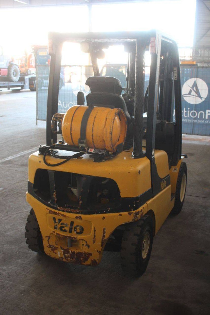 Gabelstapler Yale GLP25VX LPG 2350kg 4,95m 2017