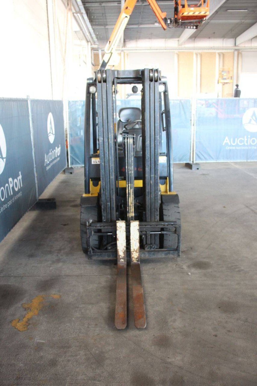 Gabelstapler Yale GLP25VX LPG 2350kg 4,95m 2017
