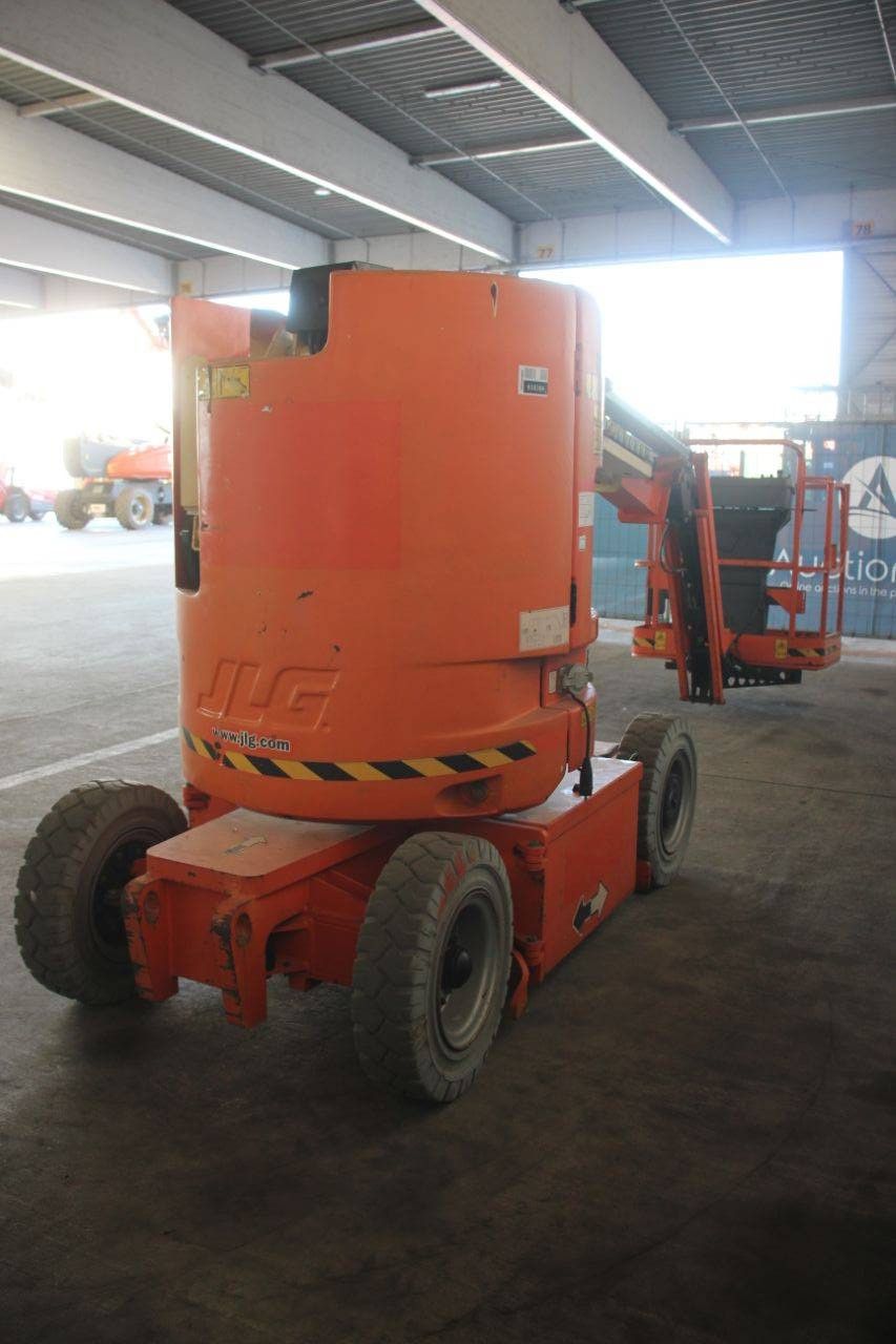 JLG E300AJP Elektrische Gelenkteleskoparbeitsbühne 11 m 2013