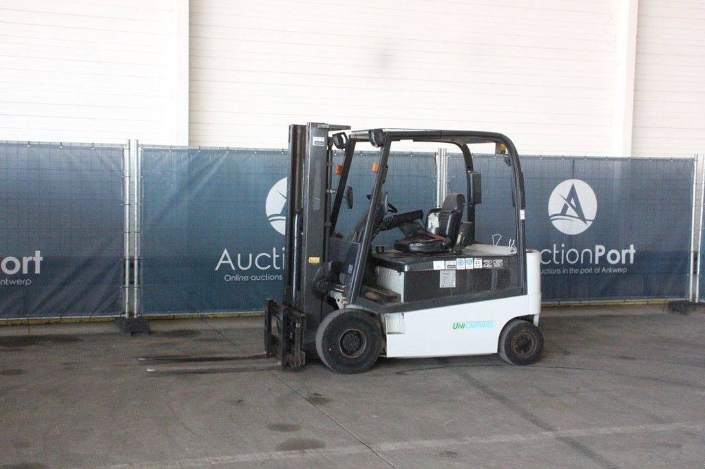 Unicarriers G1Q2L25Q Elektro-Gabelstapler, 2500 kg, 3,3 m, Baujahr 2015