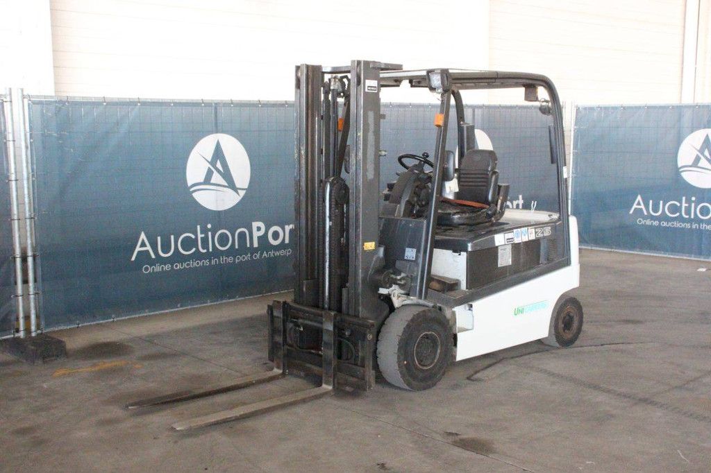 Unicarriers G1Q2L25Q Elektro-Gabelstapler, 2500 kg, 3,3 m, Baujahr 2015