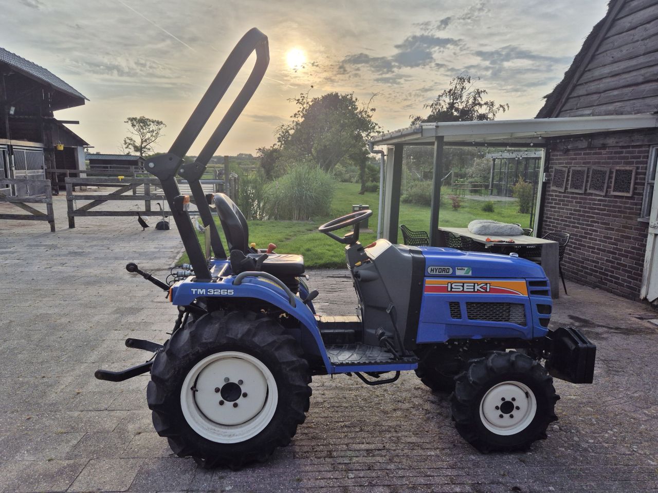 Iseki TM3265 Hydrostaat 4WD (2017) - 231 uur - incl accessoires