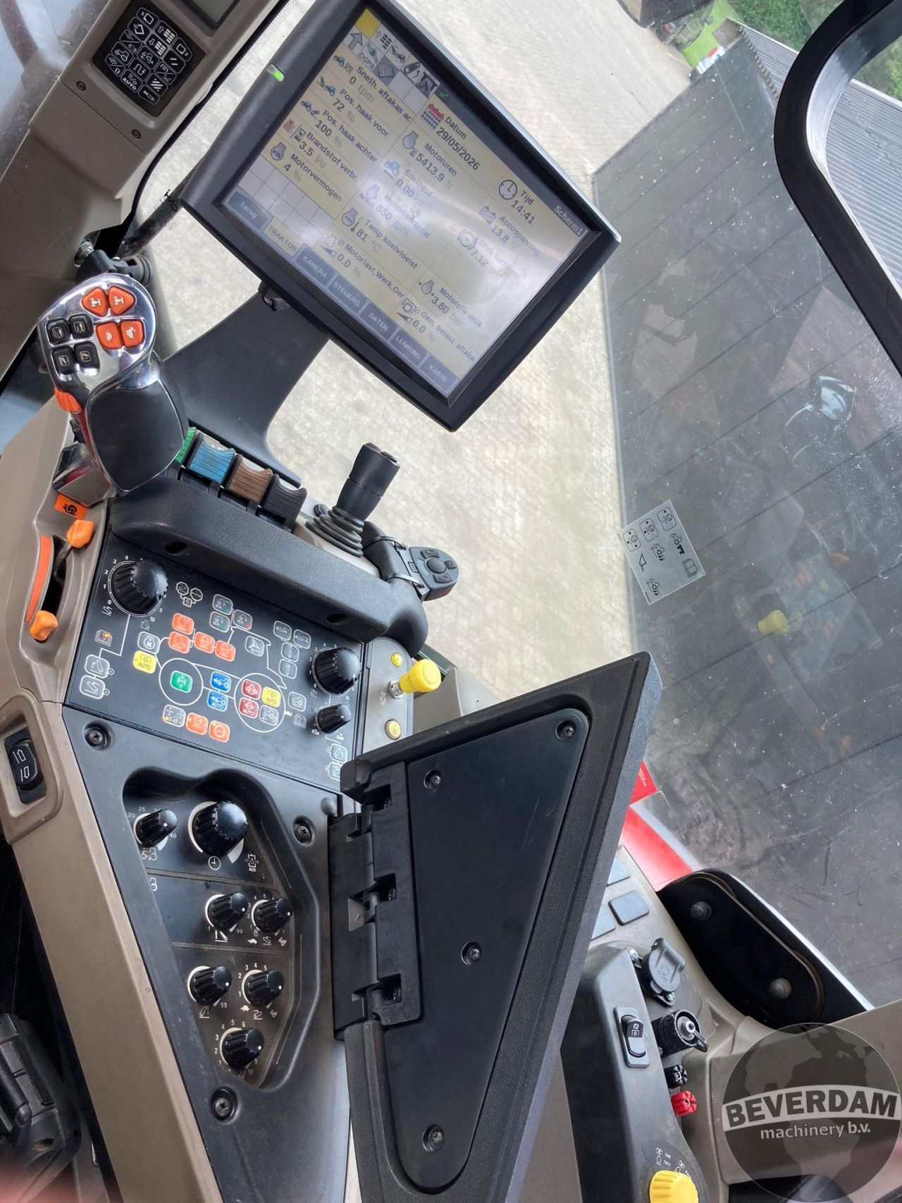 CASE IH OPTUM 270 CVX