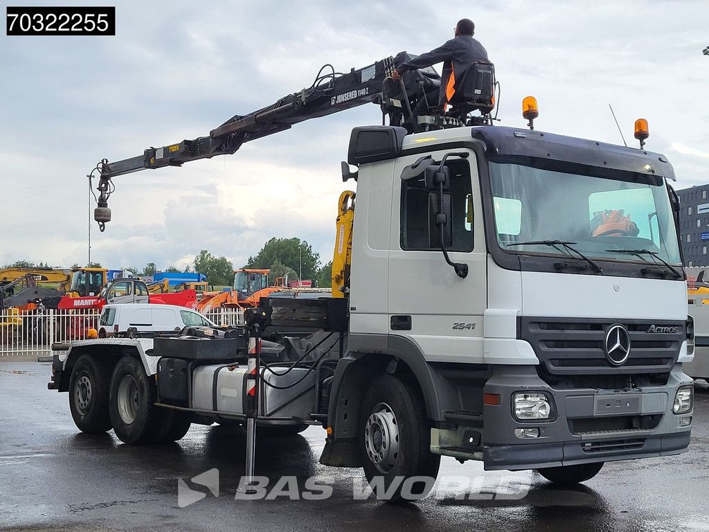 Mercedes Actros 2541 6X2 Jonsered J1142Z80A Crane + 20 tons hooklift Lift-axle Full Air Euro 3